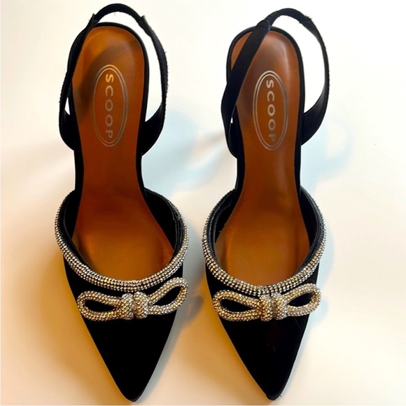 Black Heels - Picture 2 of 7